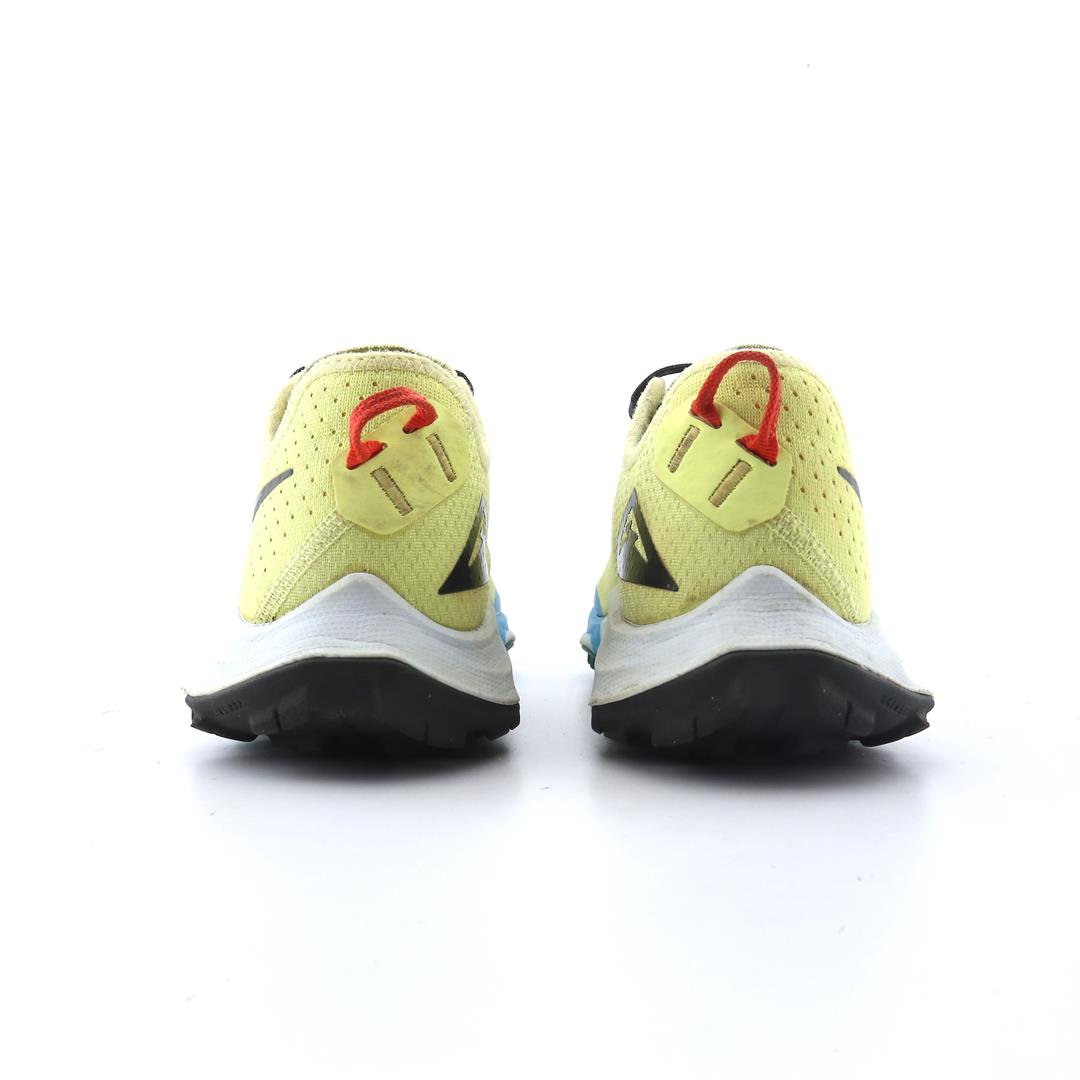 NIKE  AIR ZOOM TERRA KIGER 7