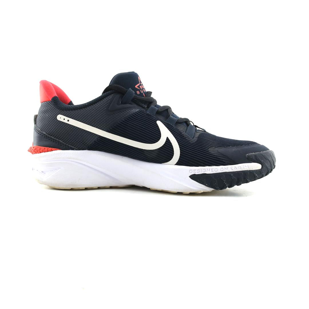 NIKE STAR RUNNER 4