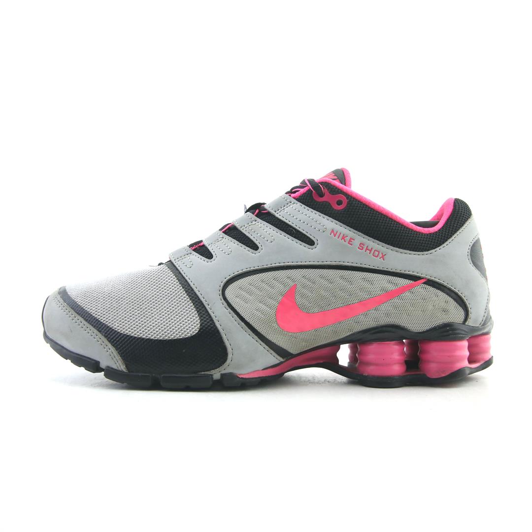 NIKE SHOX VAEDA