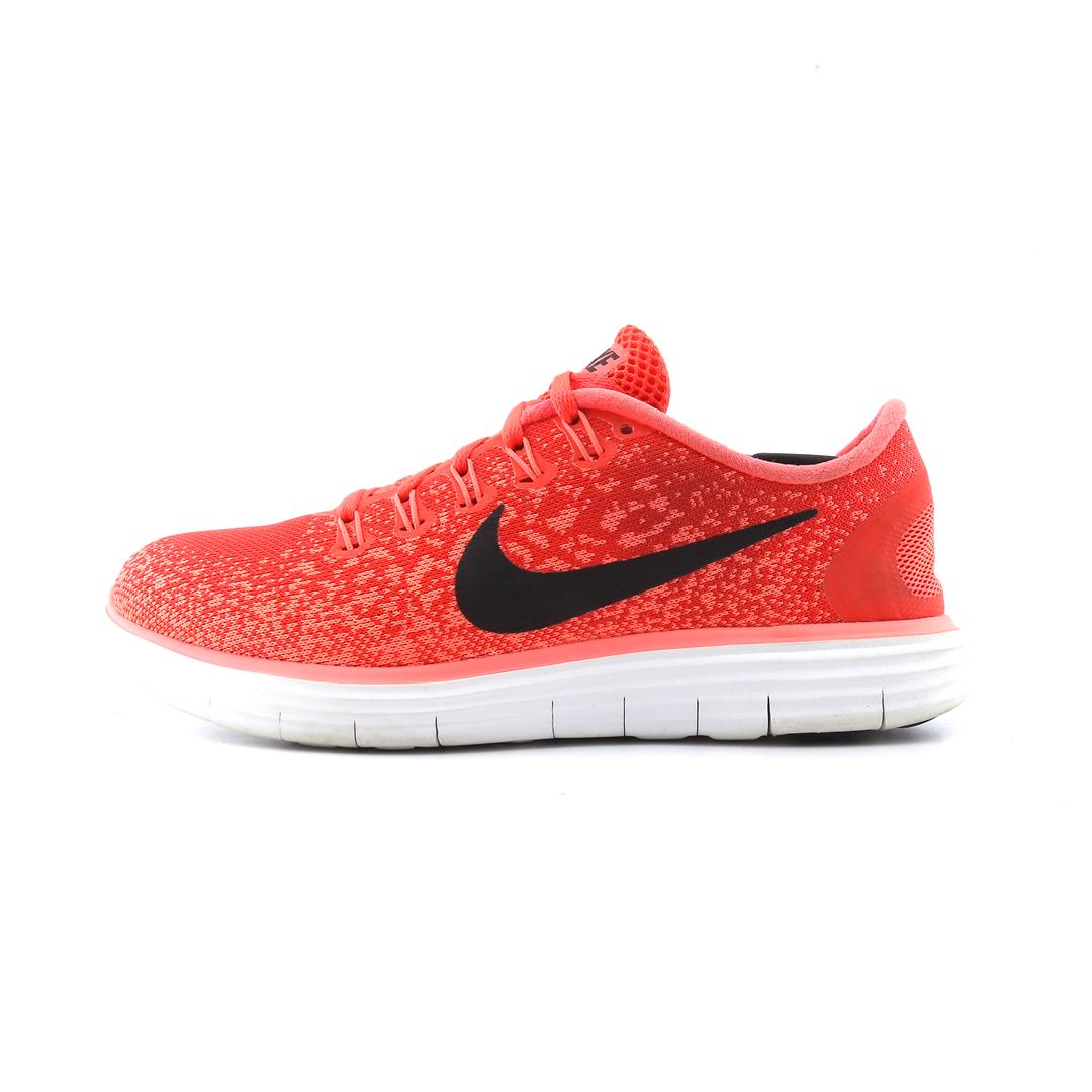 NIKE FREE RN DISTANCE