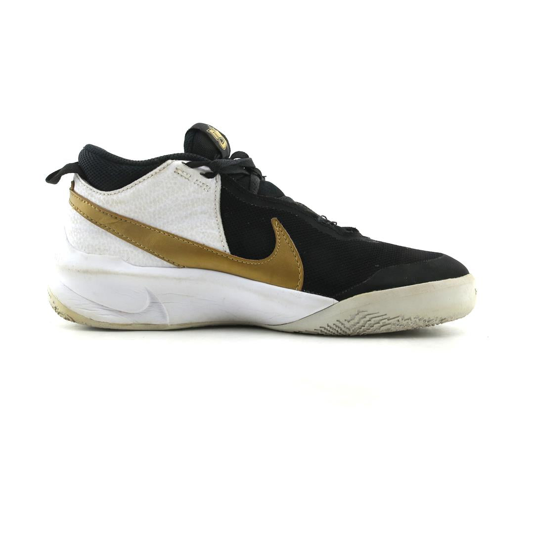 NIKE TEAM HUSTLE D 10