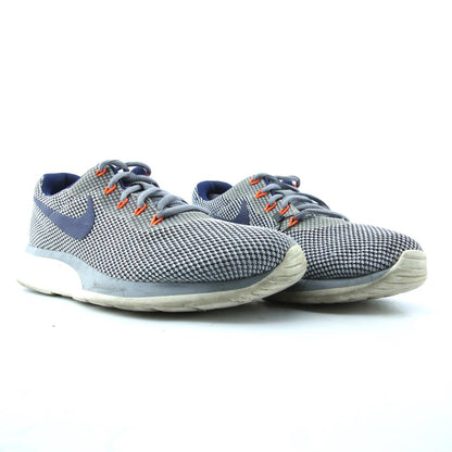 NIKE TANJUN
