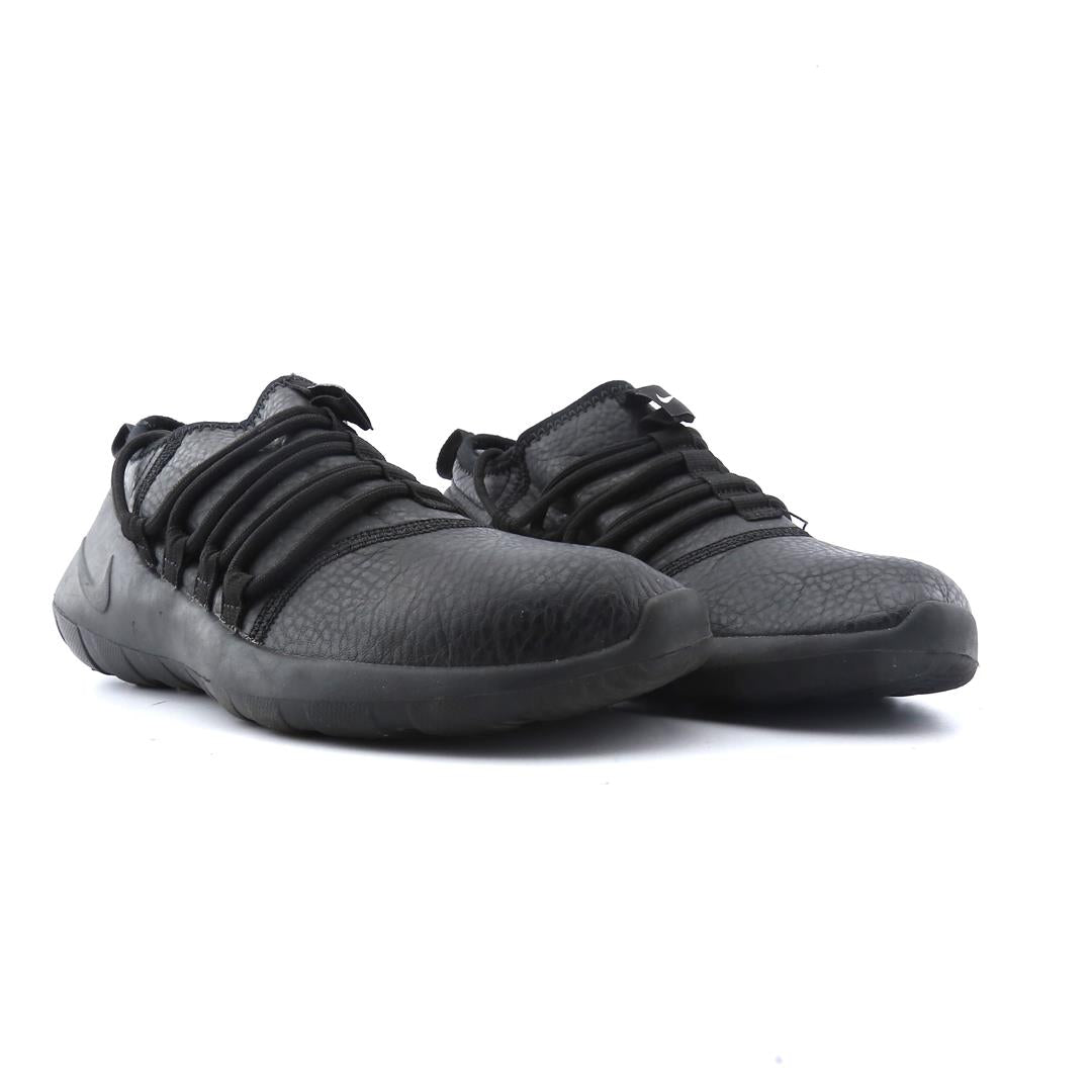 NIKE PAYAA PREMIUM