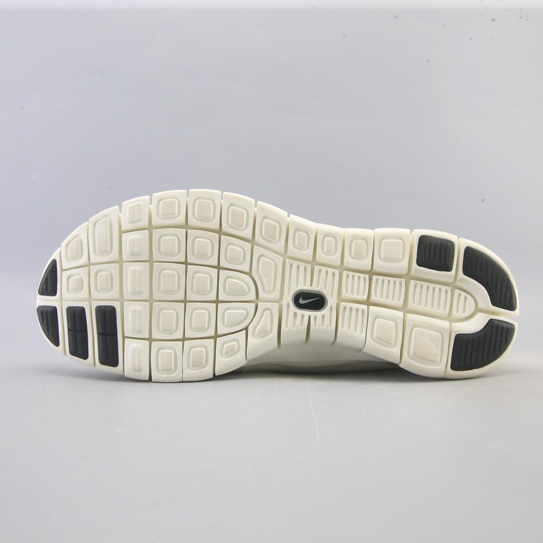 NIKE FREE RUN 2