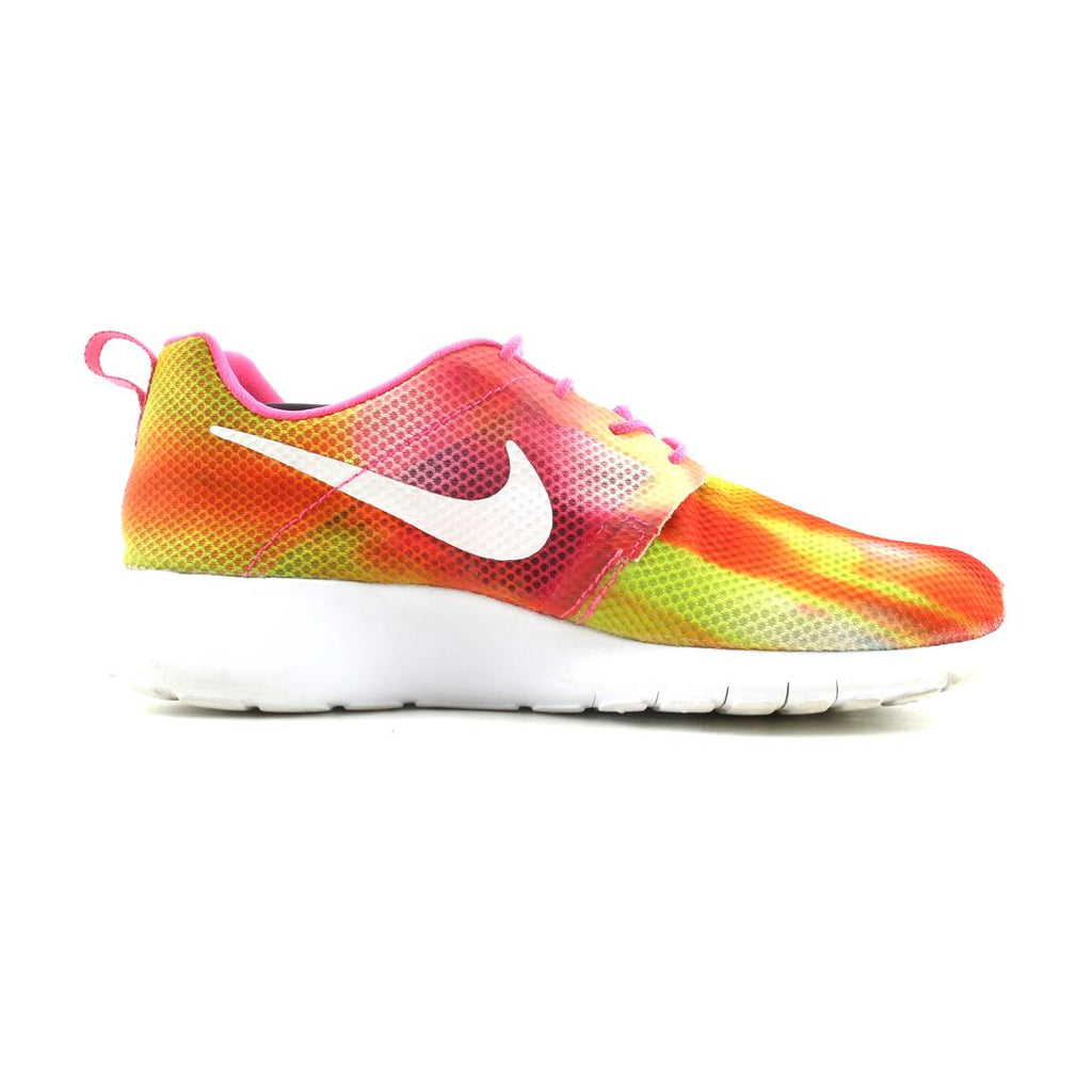 NIKE ROSHE ONE