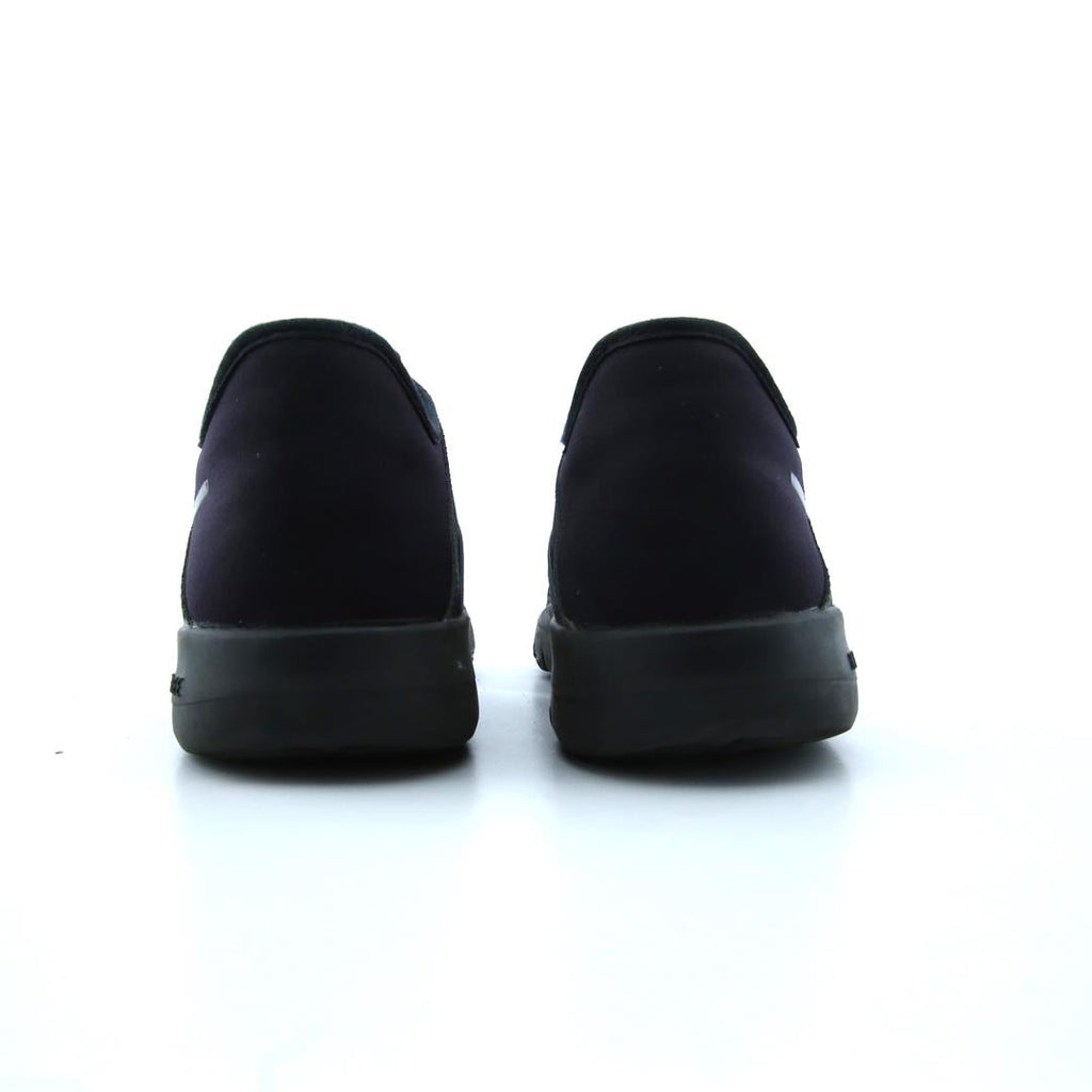 NIKE FREE TR 6