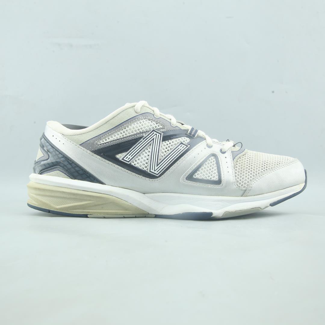 NEW BALANCE 1012