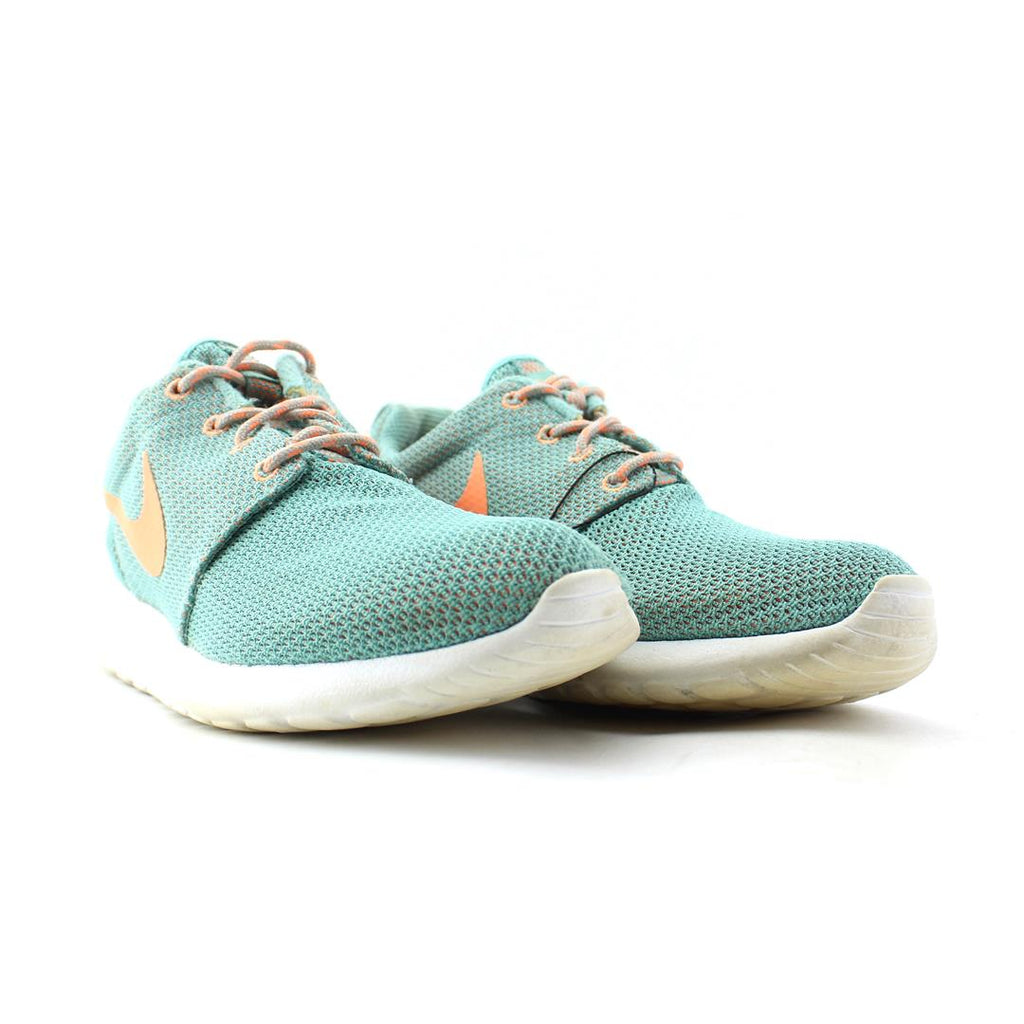 NIKE ROSHE RUN
