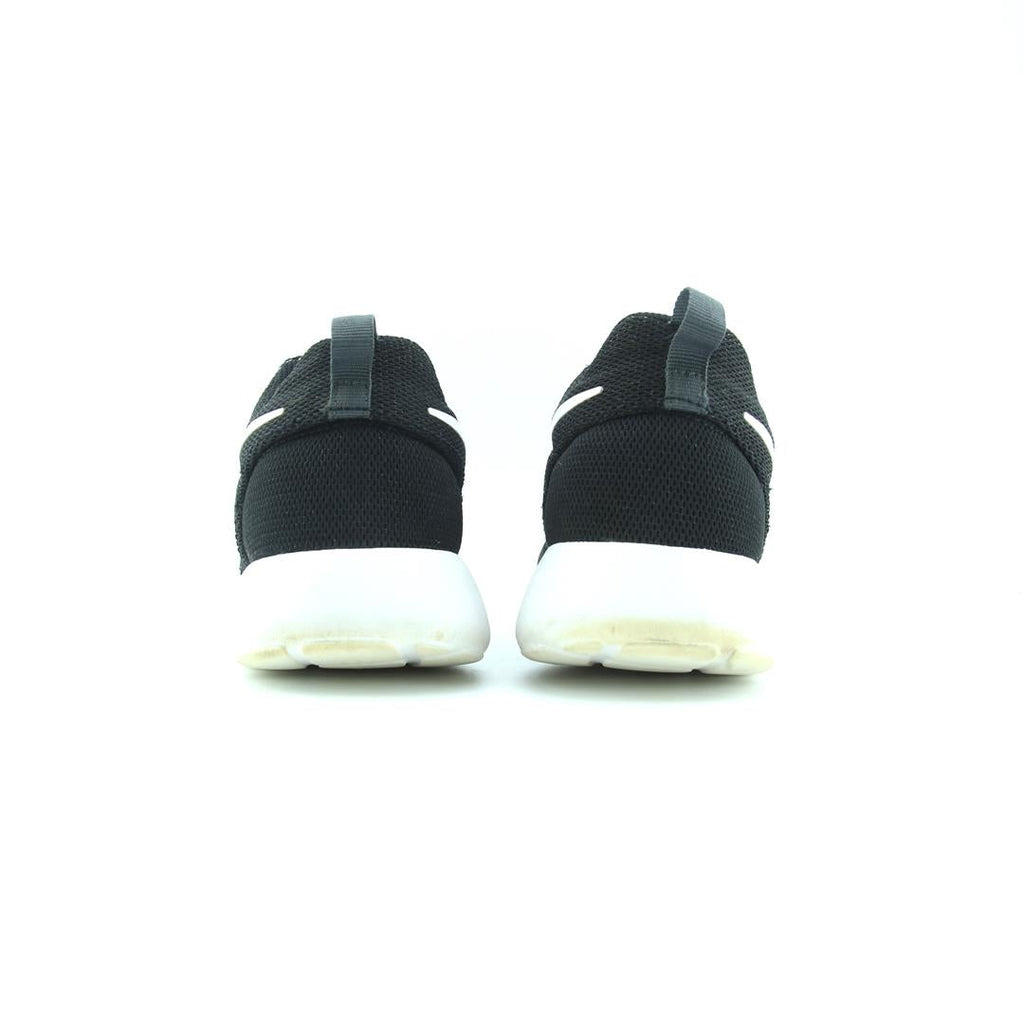NIKE ROSHE ONE