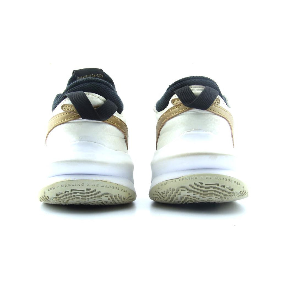 NIKE TEAM HUSTLE D 10