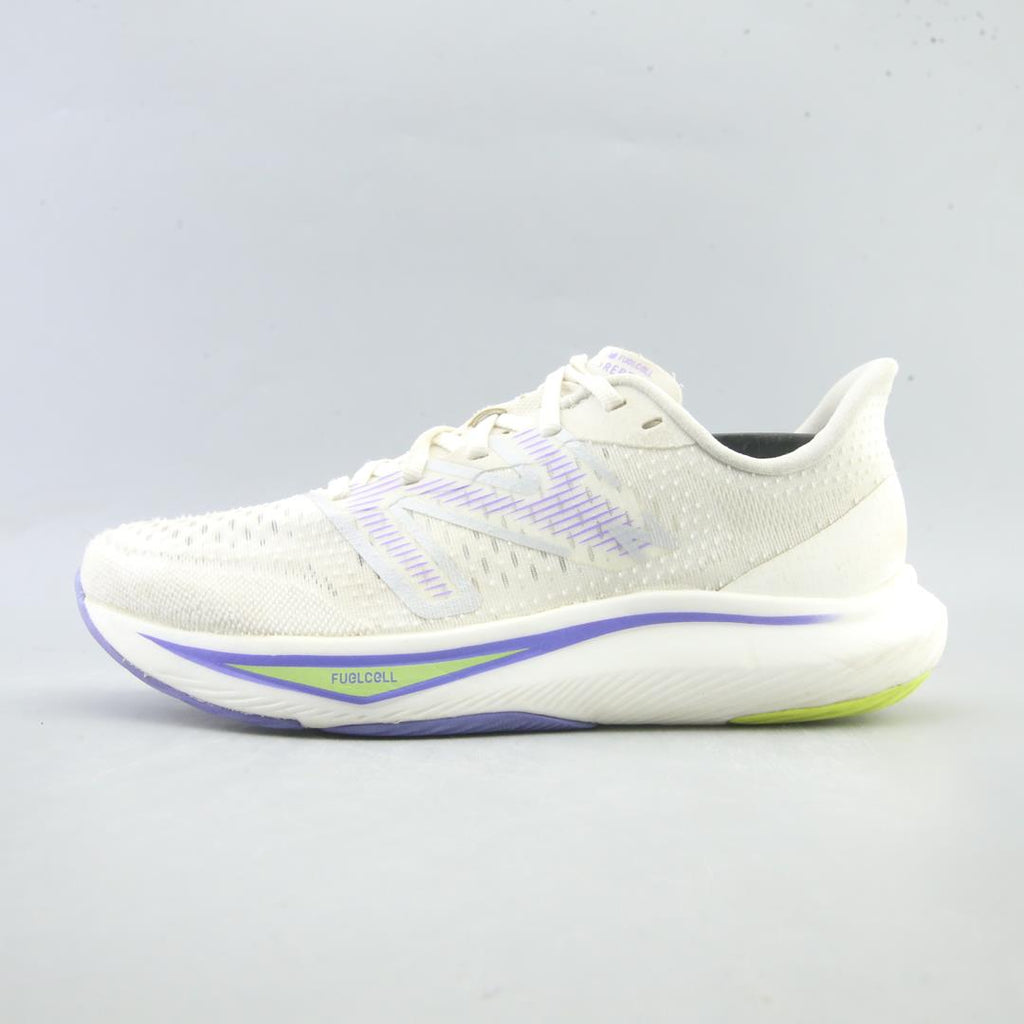NEW BALANCE FUELCELL REBEL V3