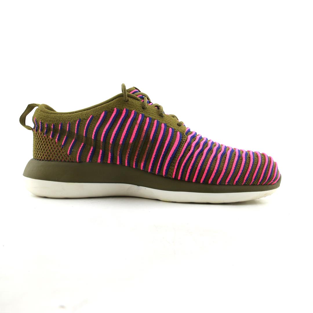NIKE  ROSHE TWO FLYKNIT