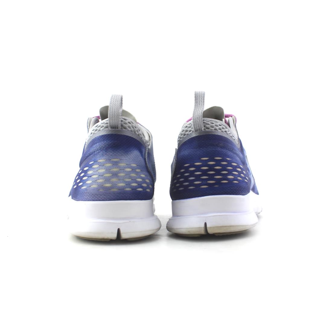 NIKE FREE TR FIT 4