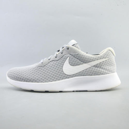 NIKE TANJUN