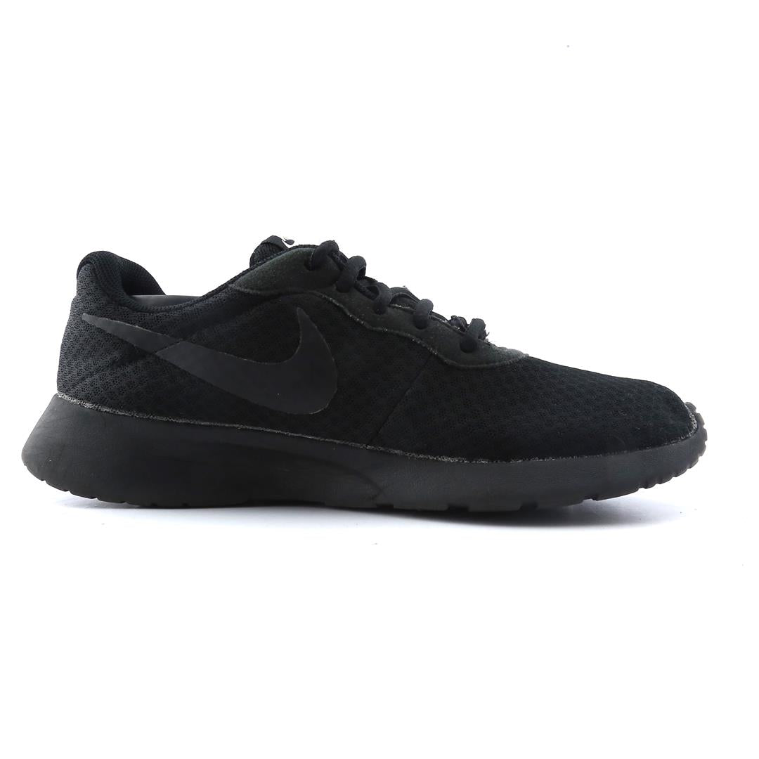 NIKE TANJUN