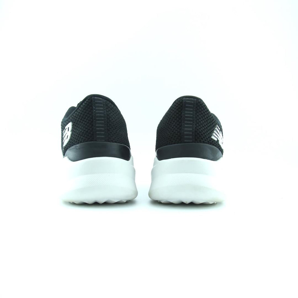 NEW BALANCE DISTRICT RUN