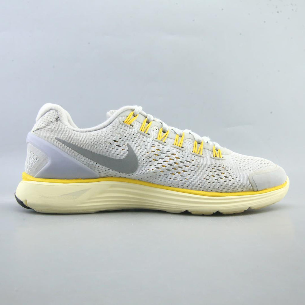 NIKE LIVESTRONG