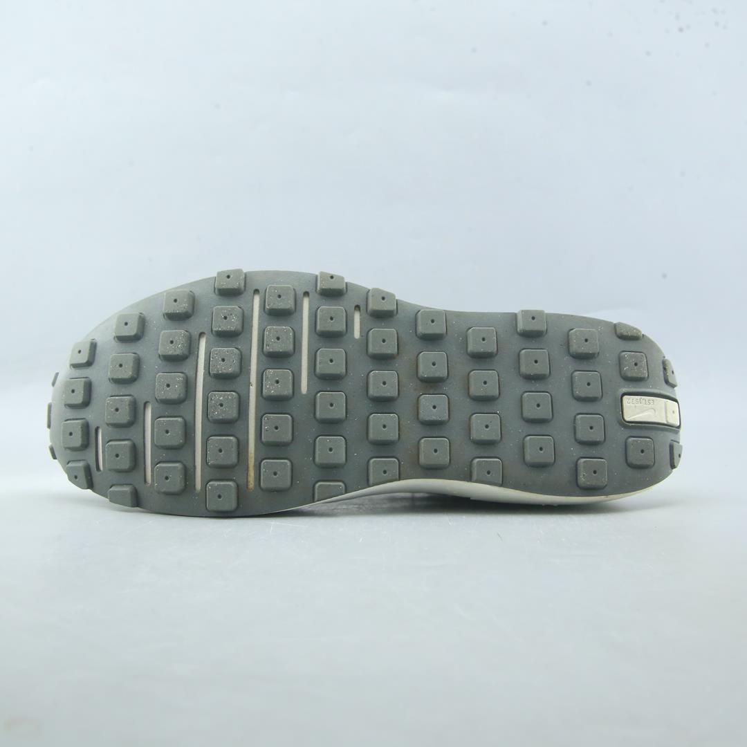 NIKE WAFFLE ONE