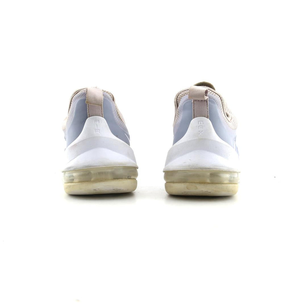 NIKE  AIR MAX AXIS