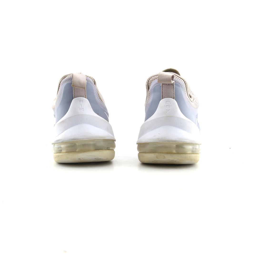 NIKE  AIR MAX AXIS