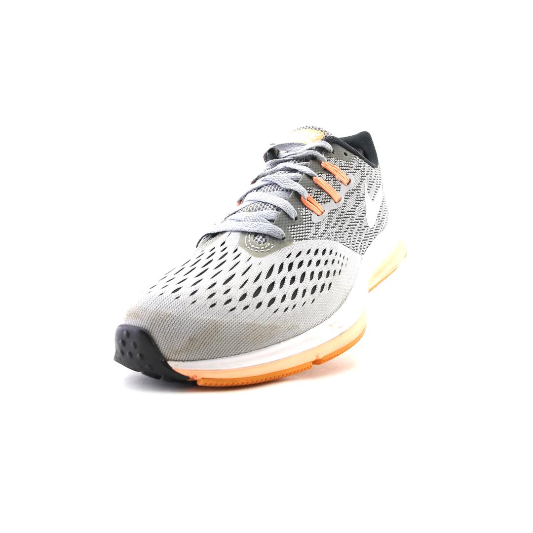NIKE  ZOOM WINFLO 4