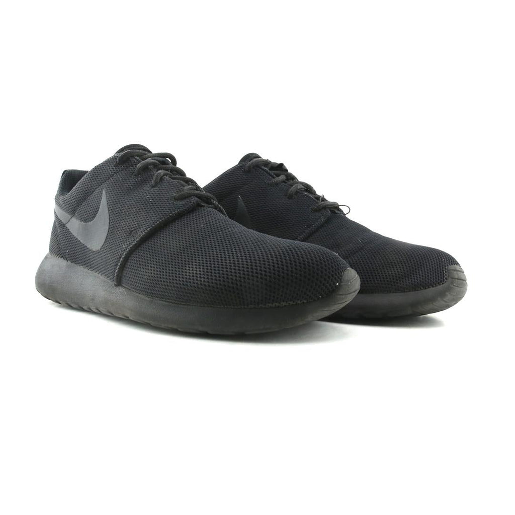NIKE ROSHE ONE