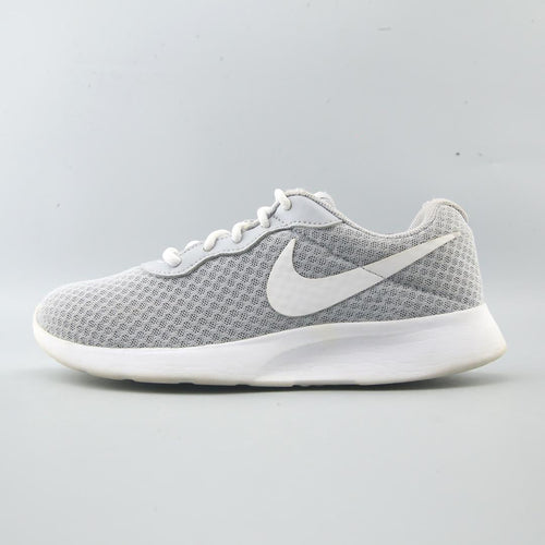 NIKE TANJUN