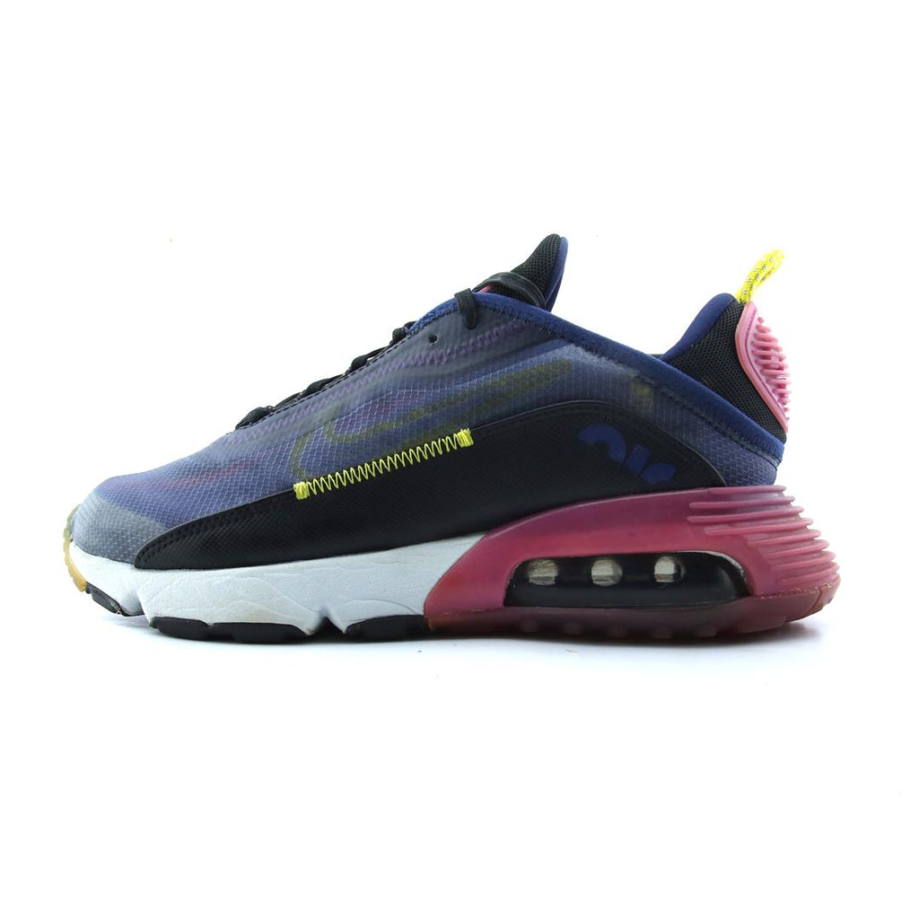 NIKE AIR MAX 2090