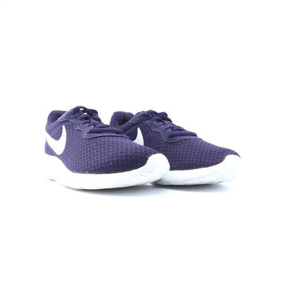 NIKE TANJUN