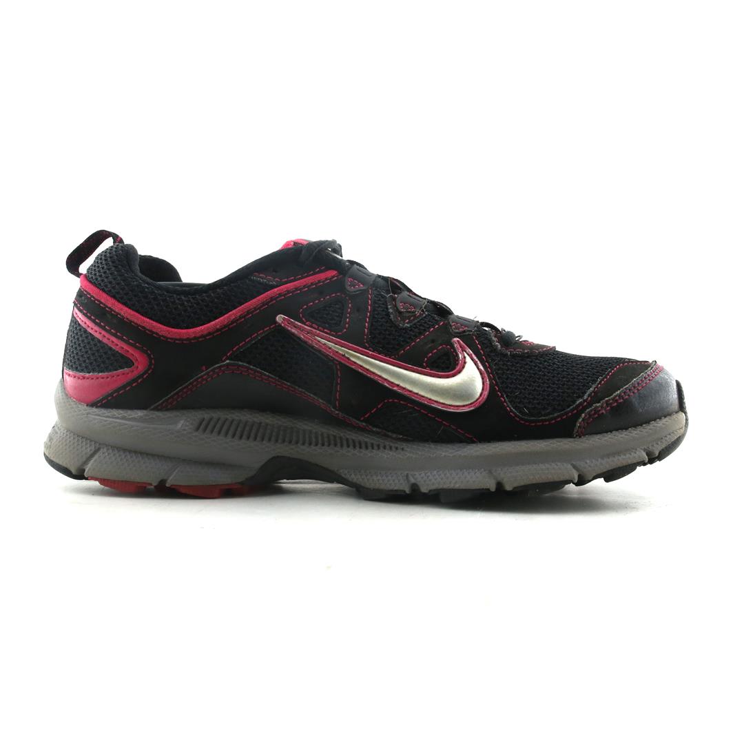 NIKE ALVORD 9