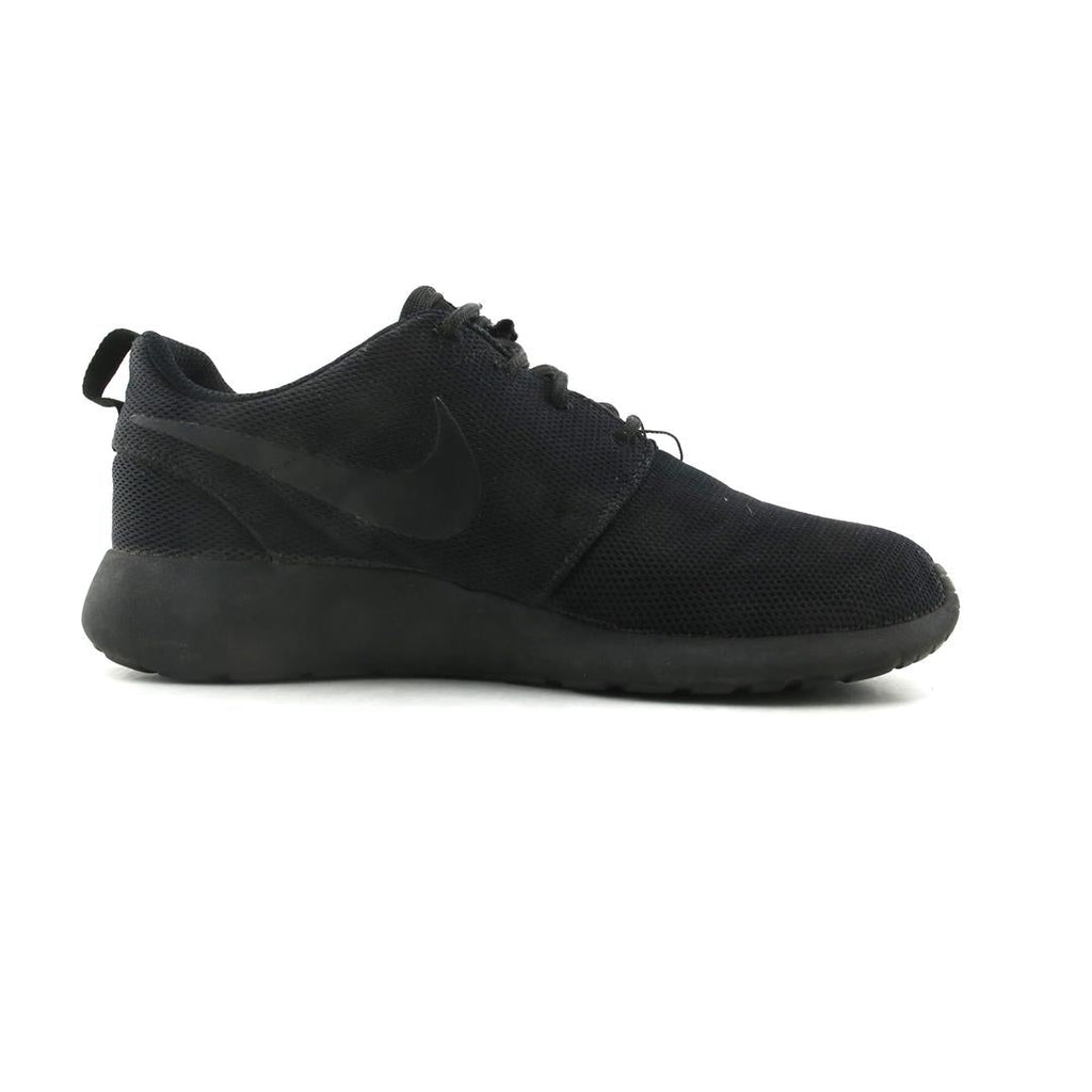 NIKE ROSHE ONE