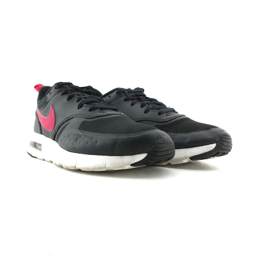 NIKE AIR MAX VISION