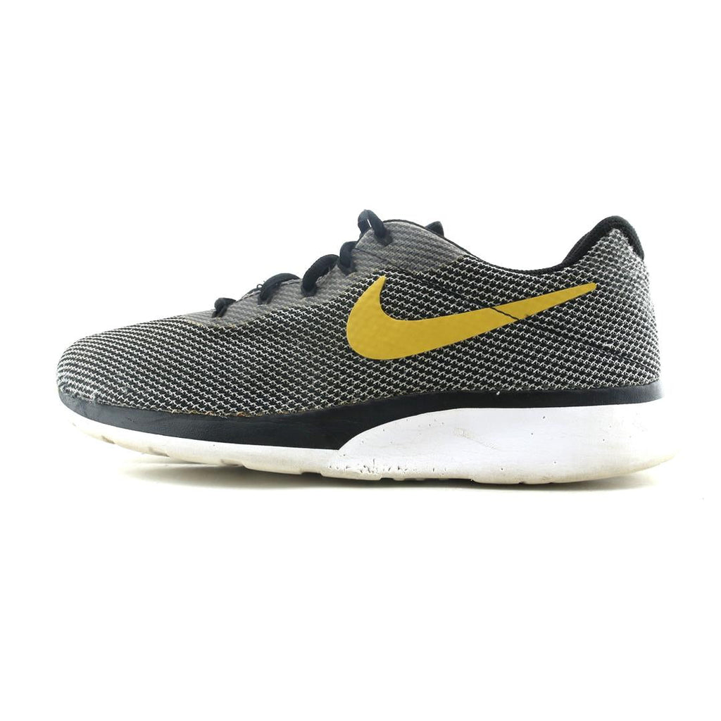 NIKE  TANJUN