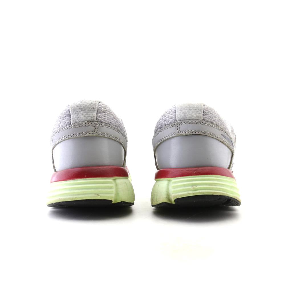 NIKE  DUAL FUSION ST 2