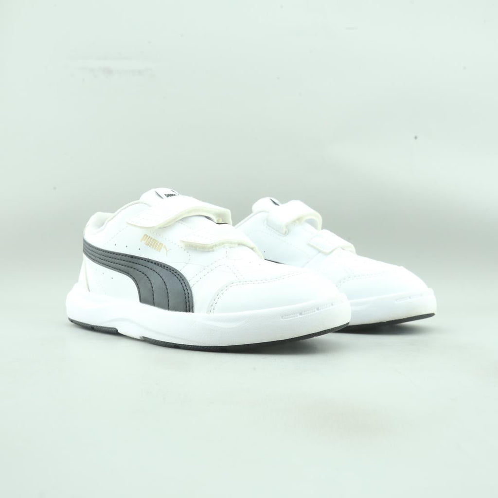 PUMA  EVOLVE COURT V