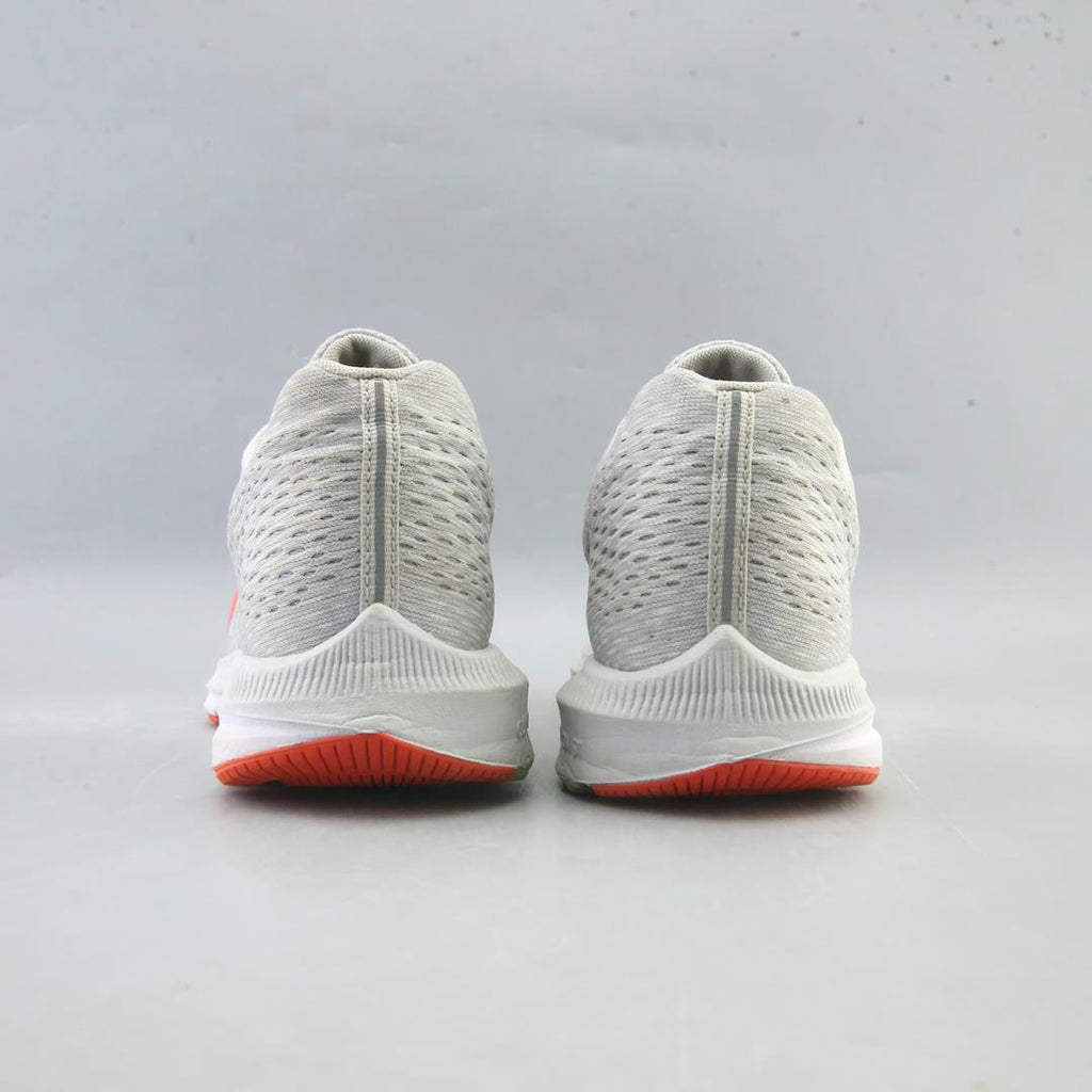 NIKE AIR ZOOM WINFLO 5