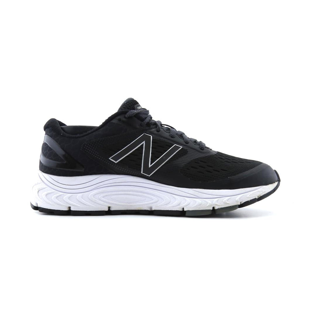 NEW BALANCE 840V4