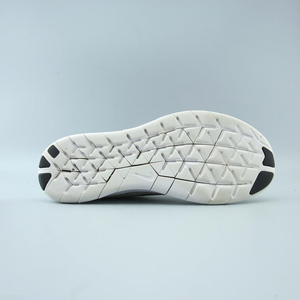 NIKE FREE RN