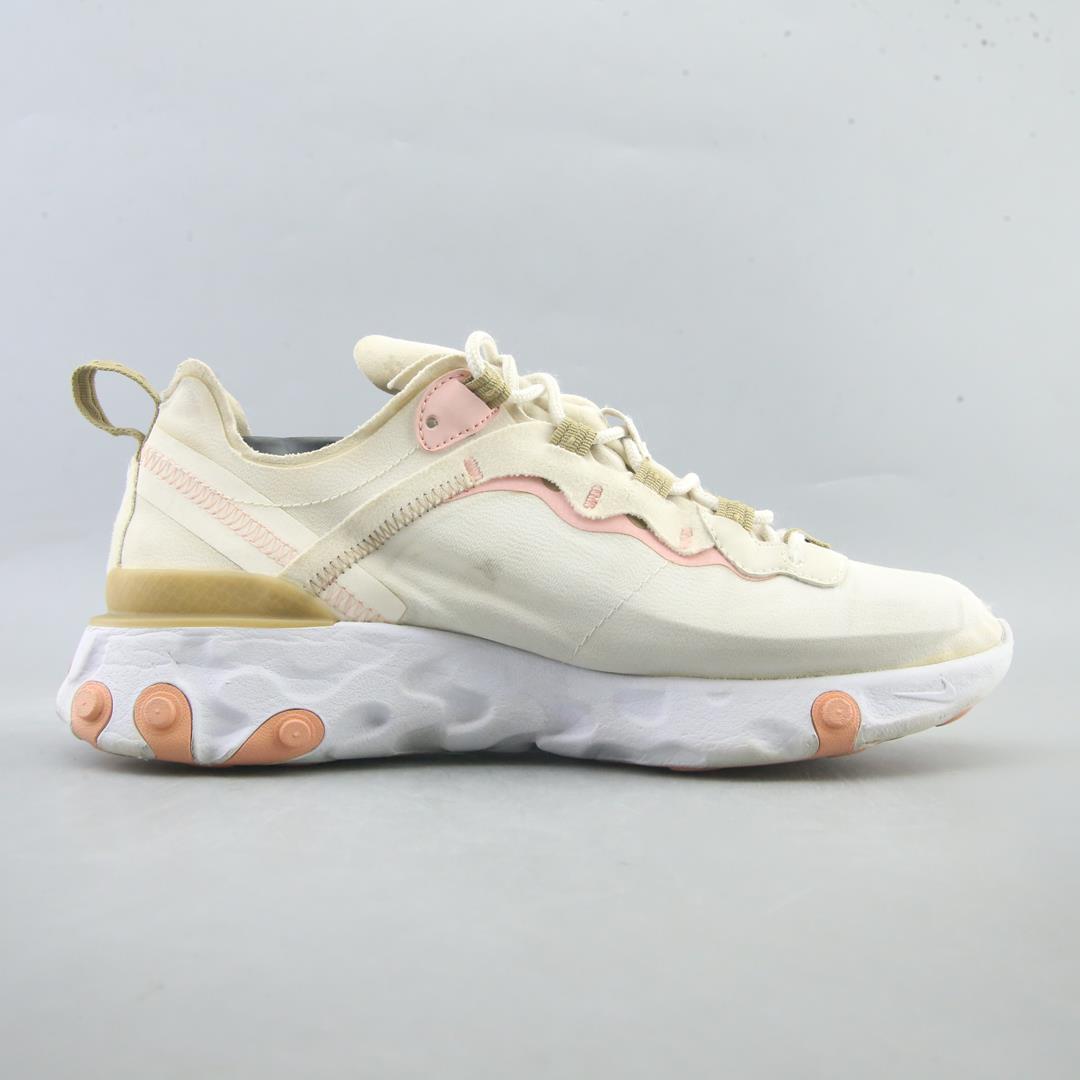 NIKE REACT ELEMENT 55