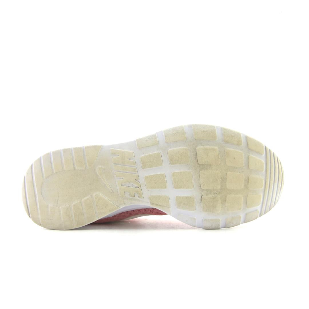 NIKE TANJUN