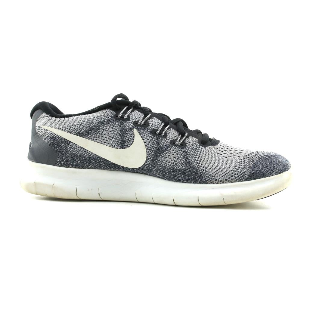 NIKE FREE RN