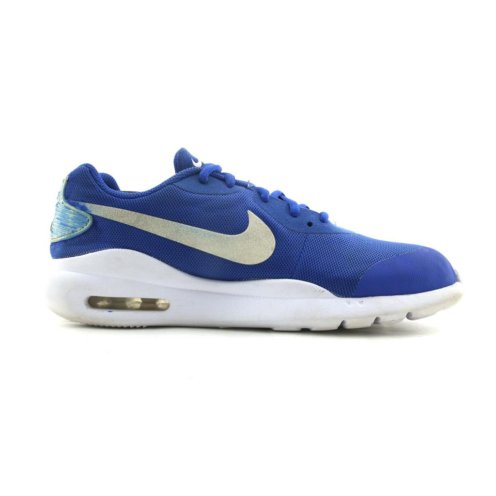 NIKE AIR MAX OKETO