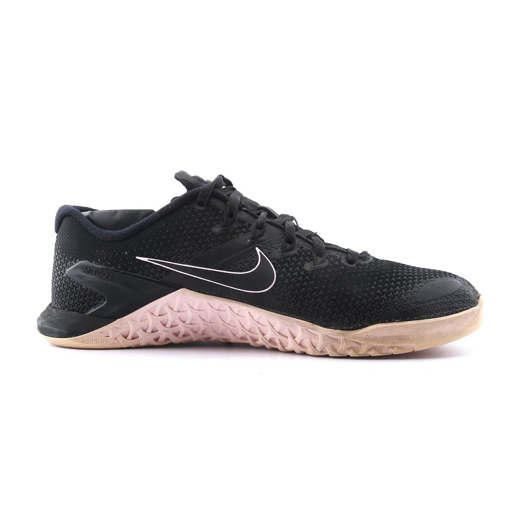 NIKE METCON 4