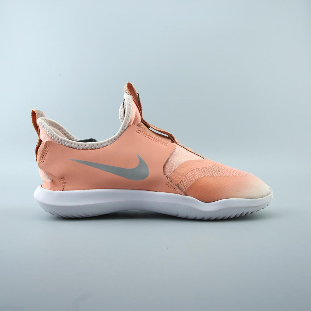 NIKE FLEX RUNNER