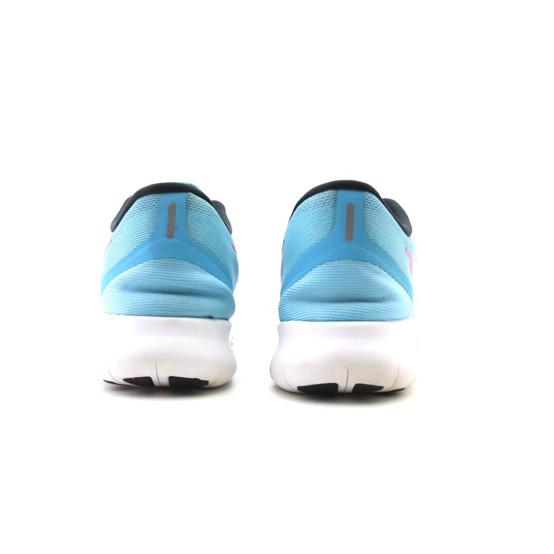 NIKE  FREE RN