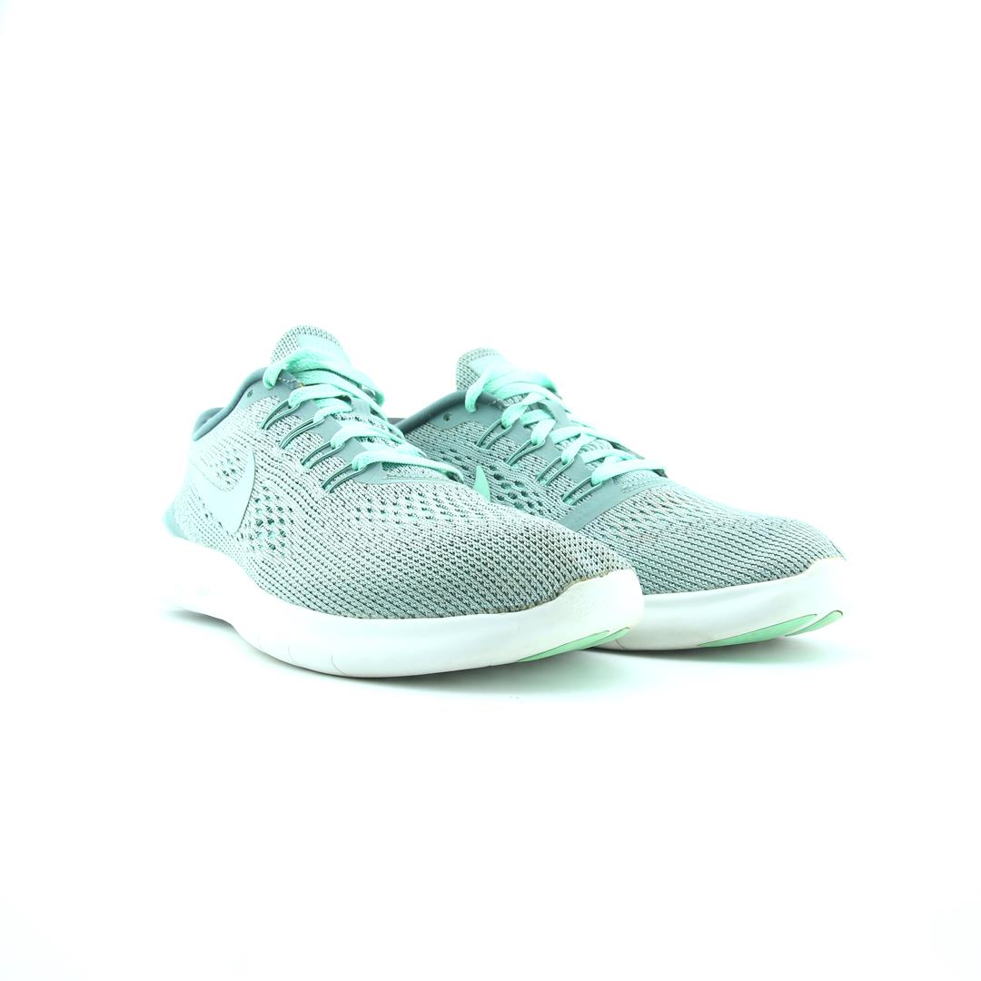 NIKE FREE RUN