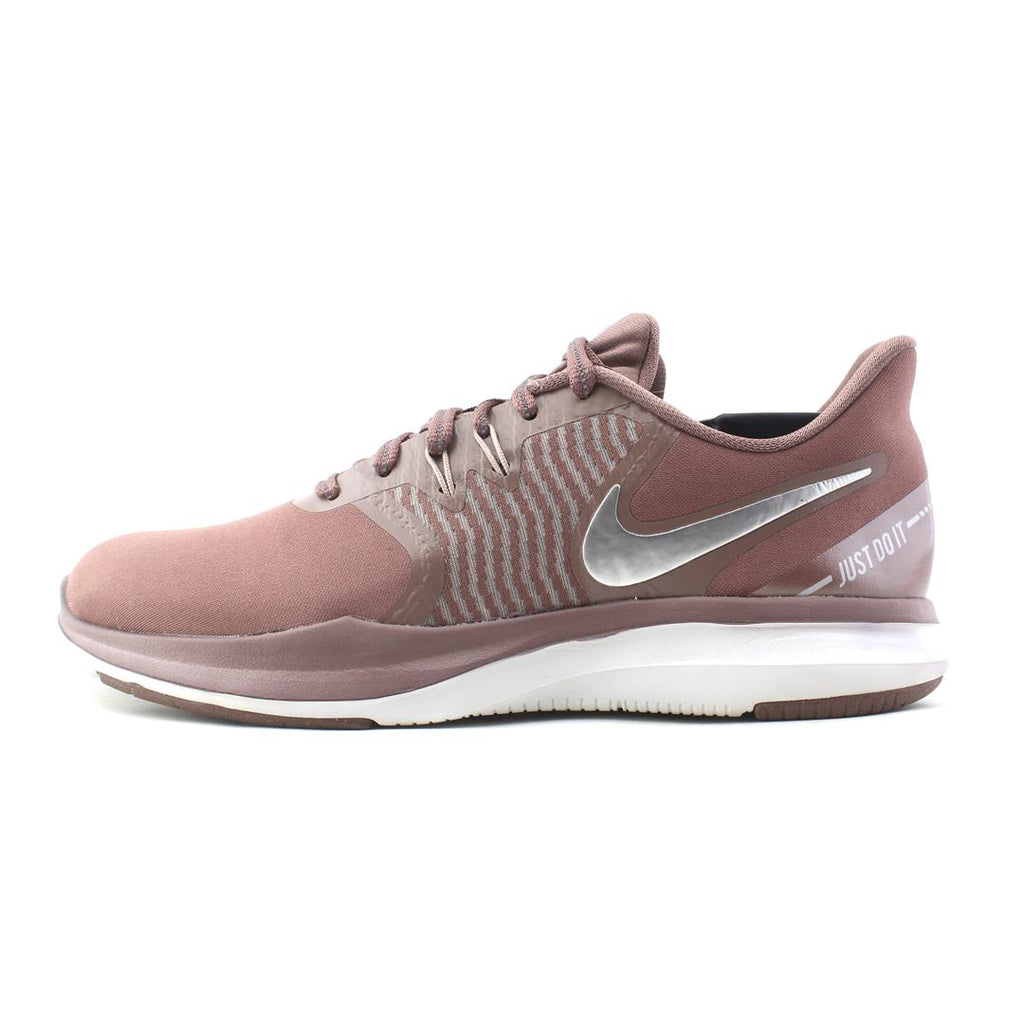 NIKE IN-SEASON TR 8