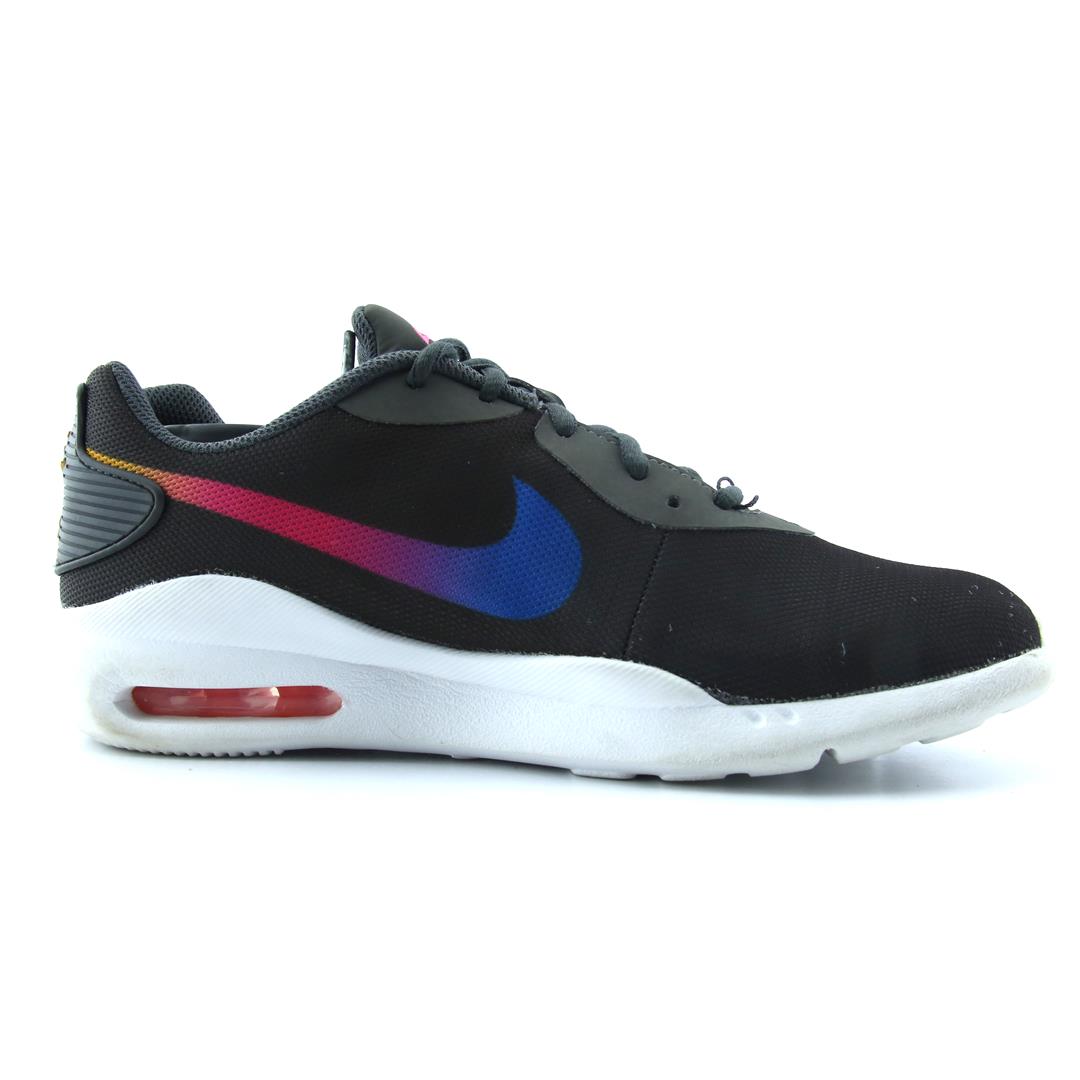 NIKE AIR MAX OKETO