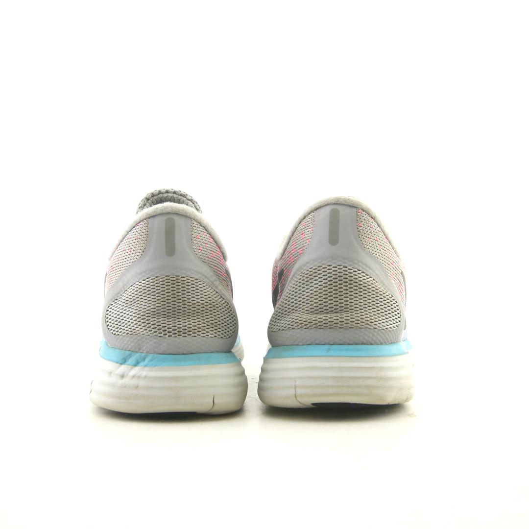 NIKE FREE RN DISTANCE