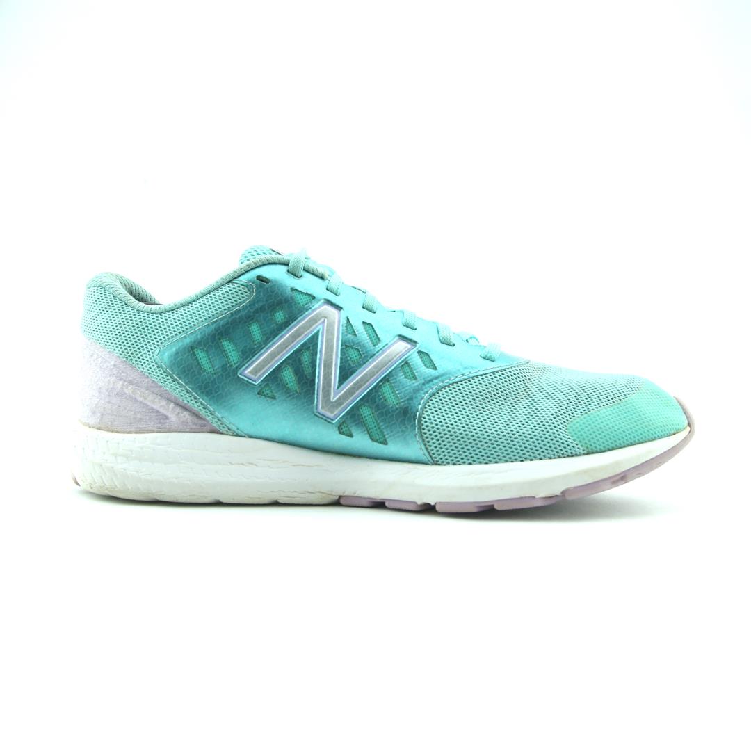 NEW BALANCE FUELCORE URGE